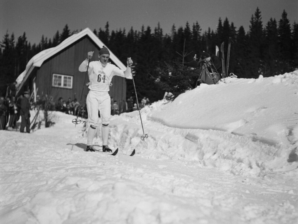 Bilde av langrennsløperen Assar Rönnlund, Holmenkollen 1962